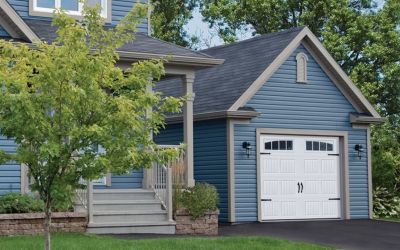 Common Garage Door Repairs You Shouldn’t DIY